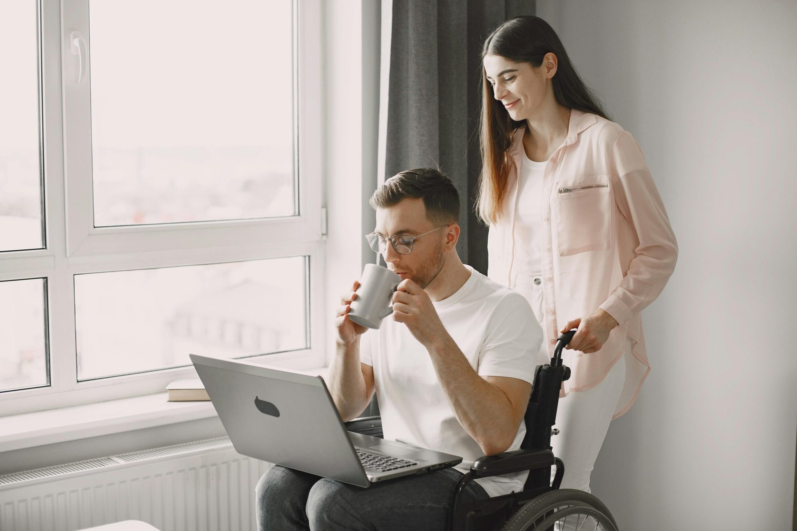 Nexa Ability Support Worker assisting an NDIS participant in a Melbourne park